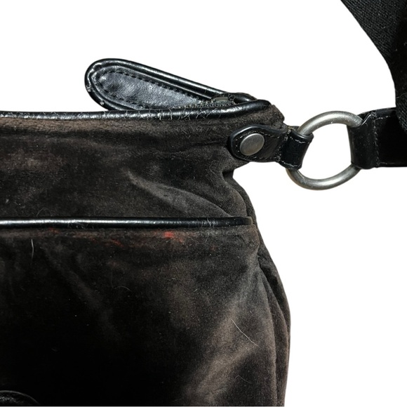 Vintage Juicy Couture Y2K  black velvet Juicy chain detail crossbody rare - Picture 16 of 16